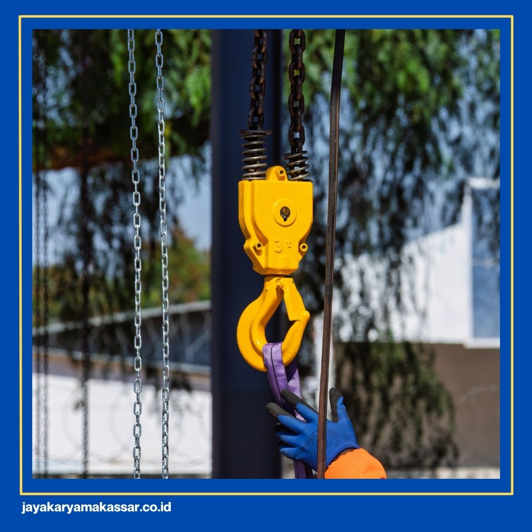 Kesalahan Mengoperasikan Hoist Crane