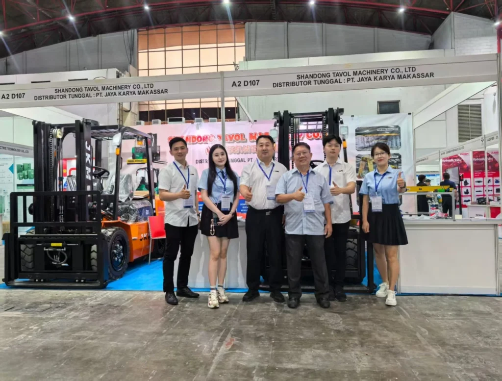 foto pameran international industrial