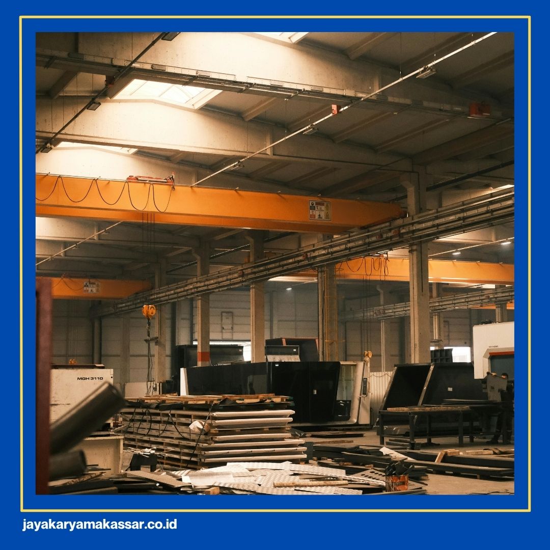 Overhead crane structure